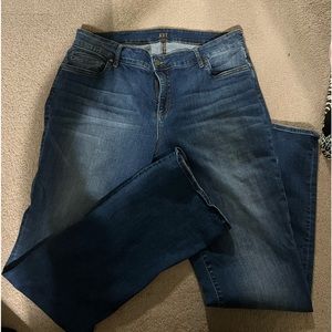 KUT from the Kloth size 18W Jeans